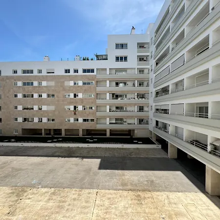 At Expo ゲストハウス