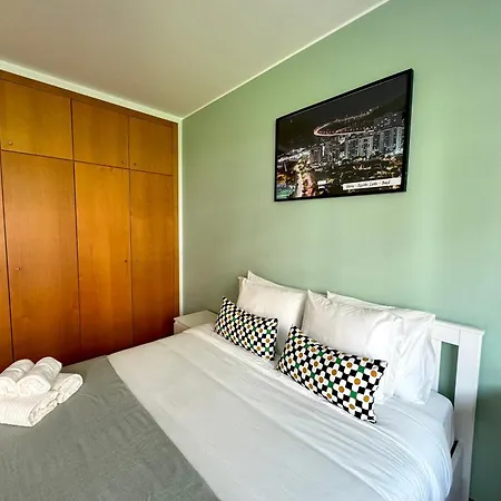 ゲストハウス At Expo リスボン